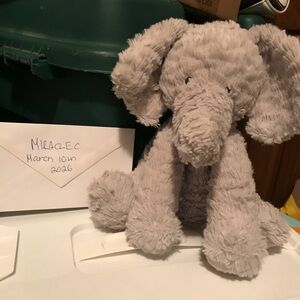 SOLD ⛔️Jellycat Elephant